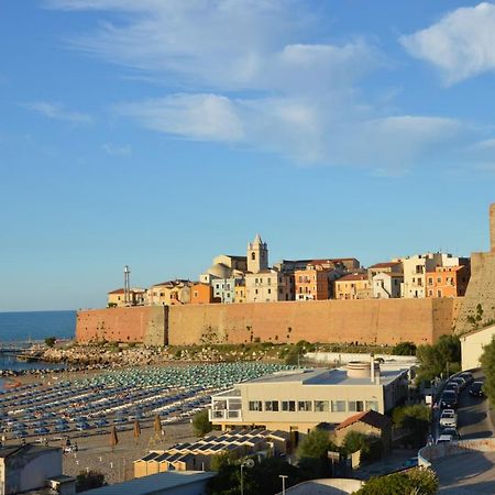 Апартаменты Le Volte Nel Borgo Термоли Экстерьер фото